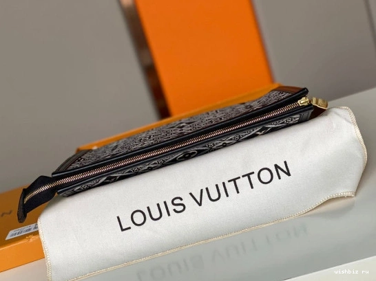 WIS SINCE POUCH LOUIS 1854 TOILETRY VUITTON 26 0115